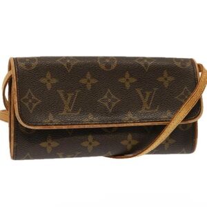 Authentic Louis Vuitton vintage crossbody bag